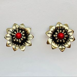 Flower Shape Earrings